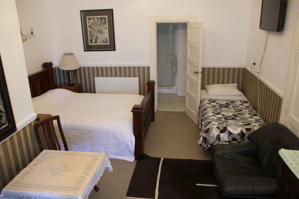 Parnell City Lodge Standard Studio (Twin Studio Room) 2