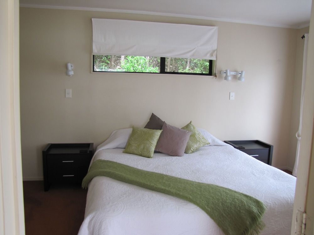 Premium One Bedroom Apartment, Full Sea View (Unit 5)