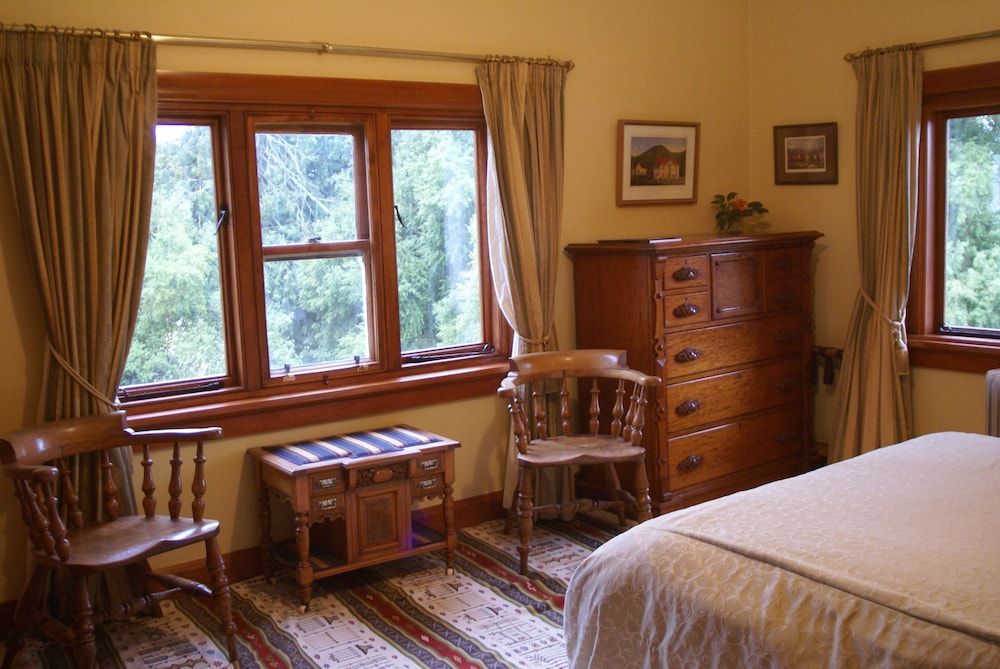 Gunyah Country Estate Country Estate Deluxe Double Room, 1 Queen Bed, Ensuite, Garden View 4