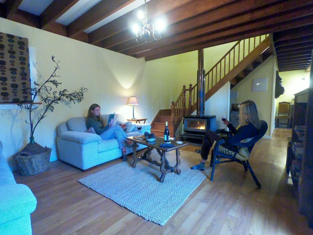 Gunyah Country Estate The Granary at Gunyah 3 Bedroom Self-Catering Holiday House 4