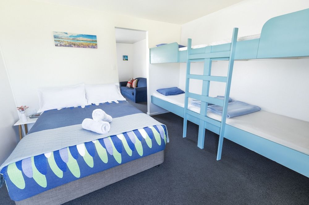 Tourist Cabin (with shared bathroom)