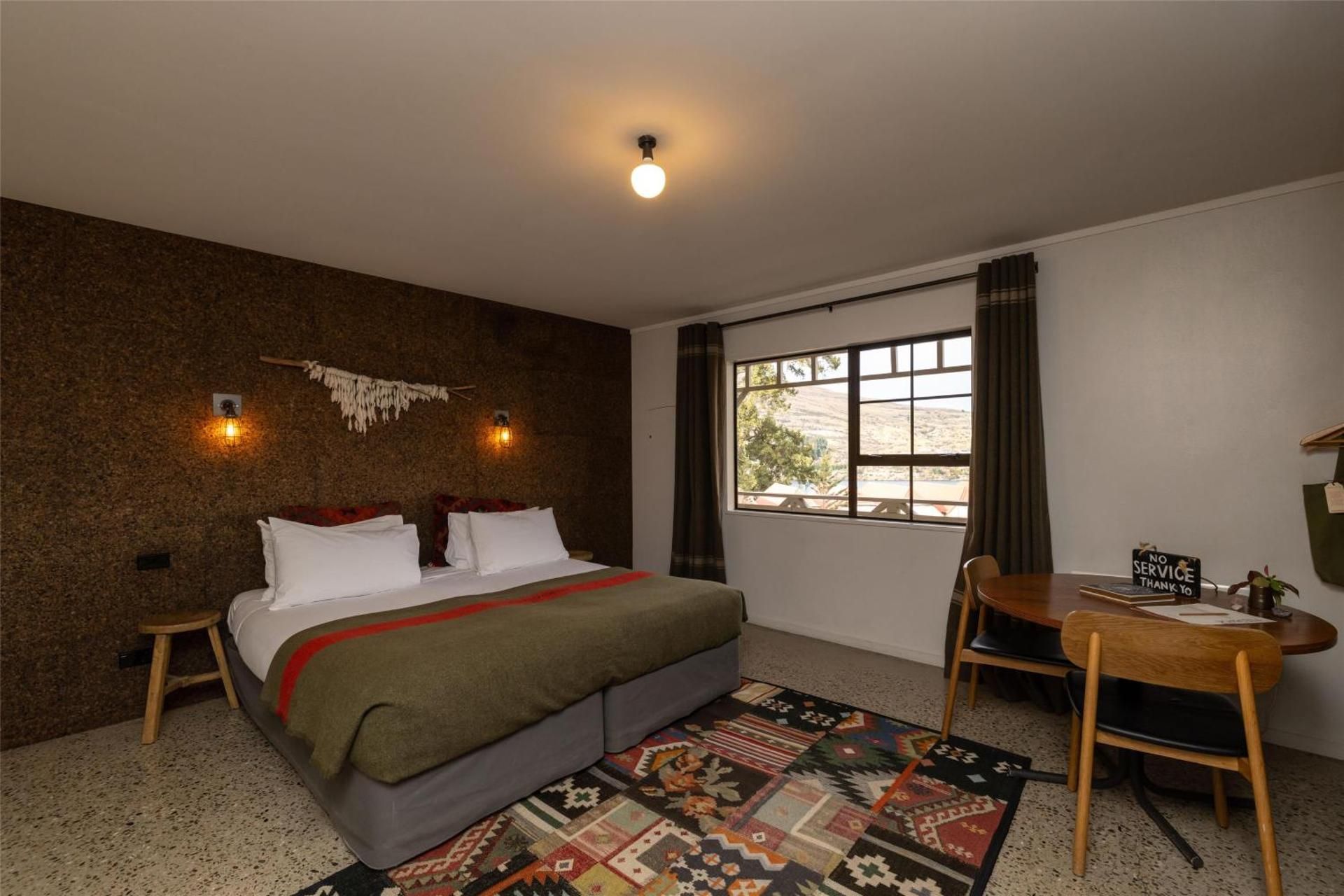 Mountain View Room with King Bed