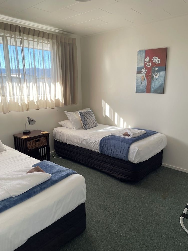 Buller Bridge Motel 1 Bedroom Apartment 8