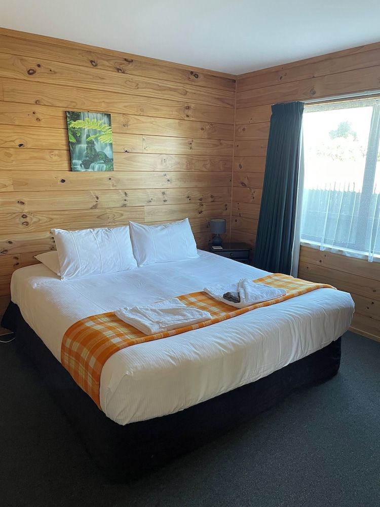 Buller Bridge Motel 2 Bedroom Apartment 2