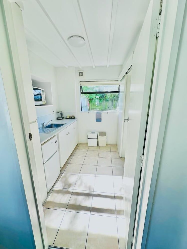 Gothic Heights Motel Standard Studio, Non Smoking, Kitchenette (Standard Studio - Queen) 2