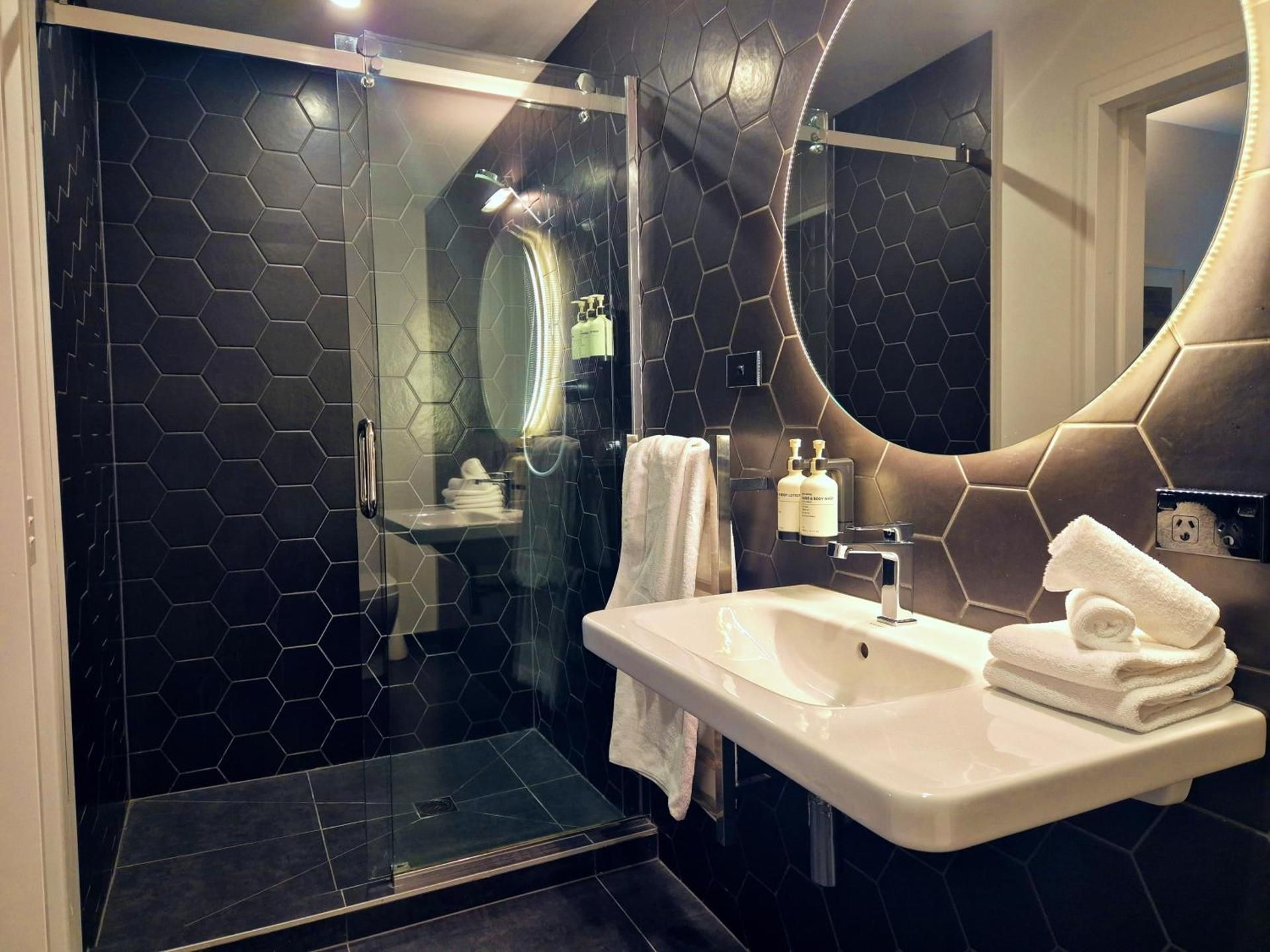 Premium King Room