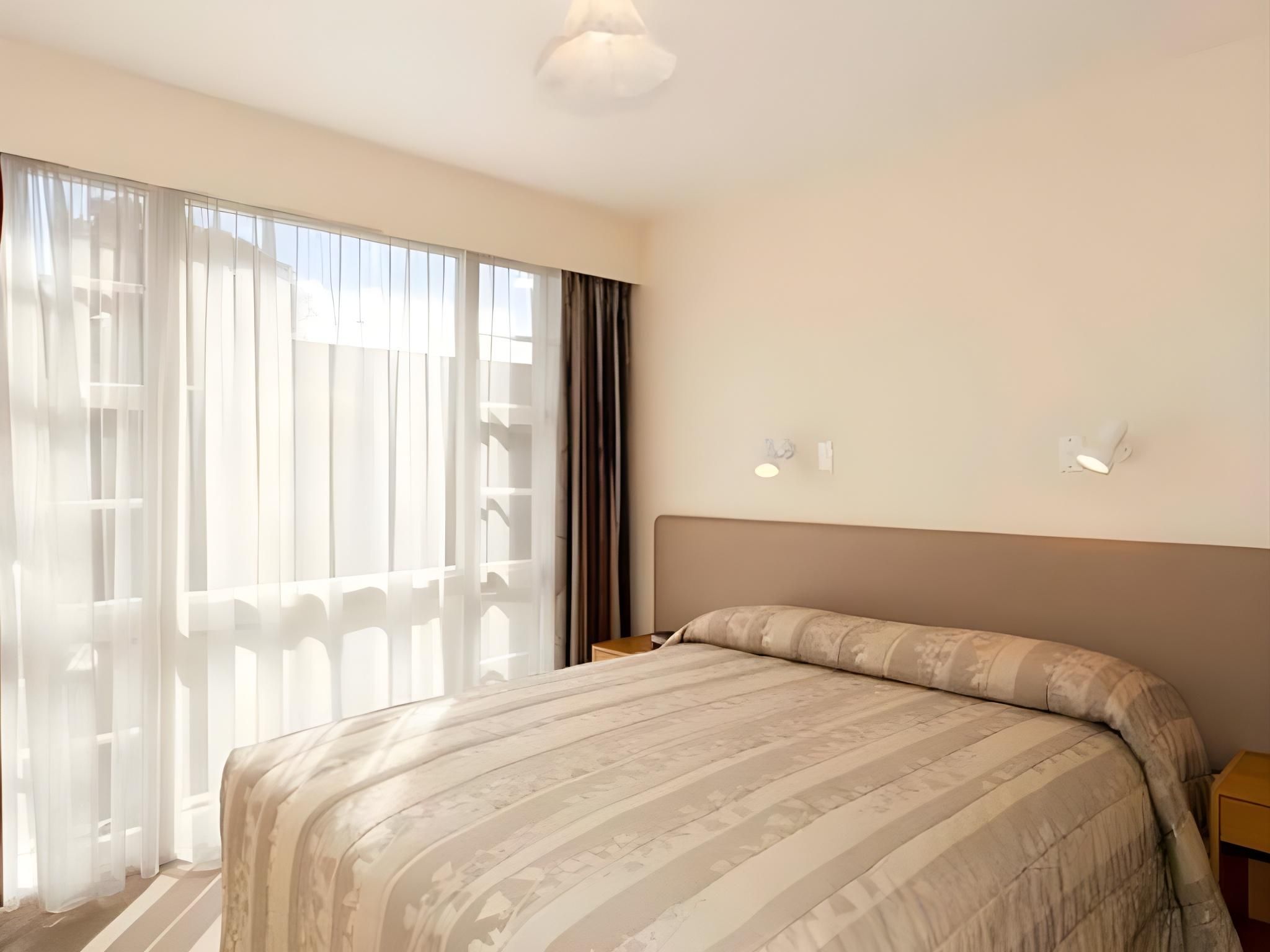 One Bedroom Apartment