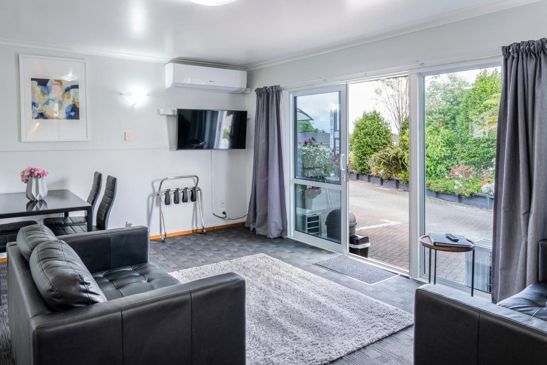 Two Bedroom Unit (4 guests)