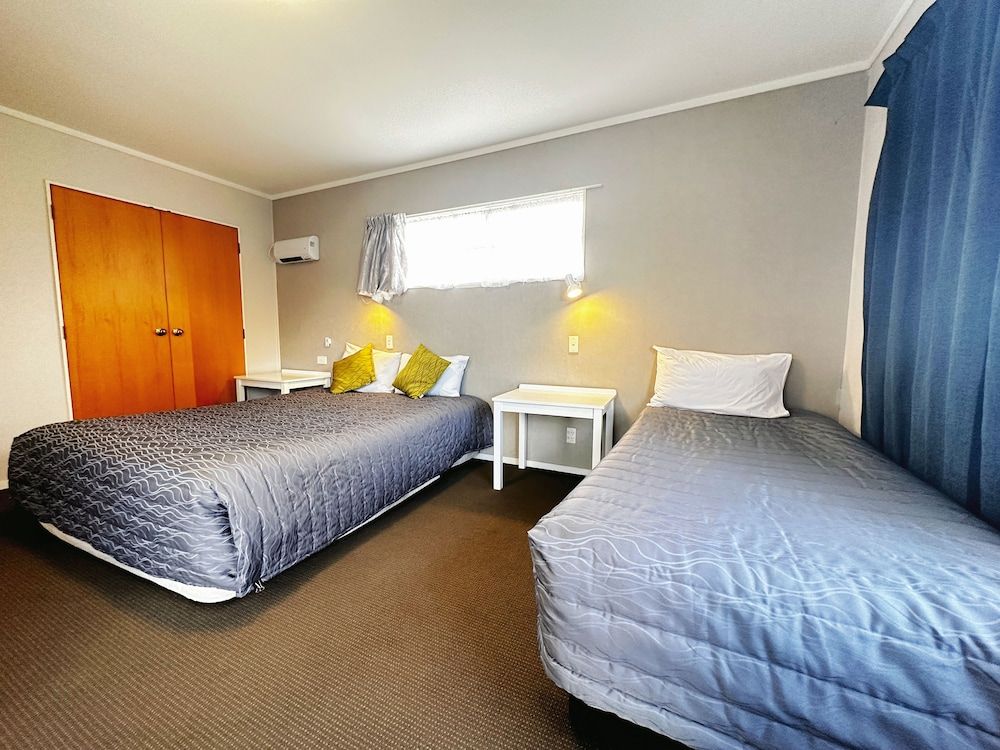 Kingswood Manor Motel Classic Apartment 2