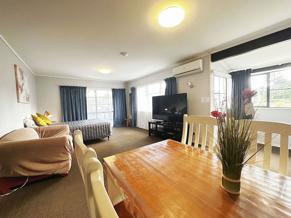 Kingswood Manor Motel Classic Apartment 8