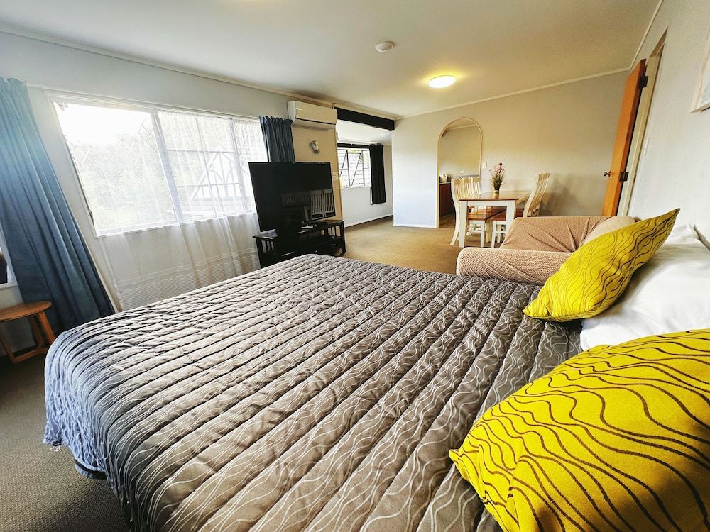 Kingswood Manor Motel Classic Apartment