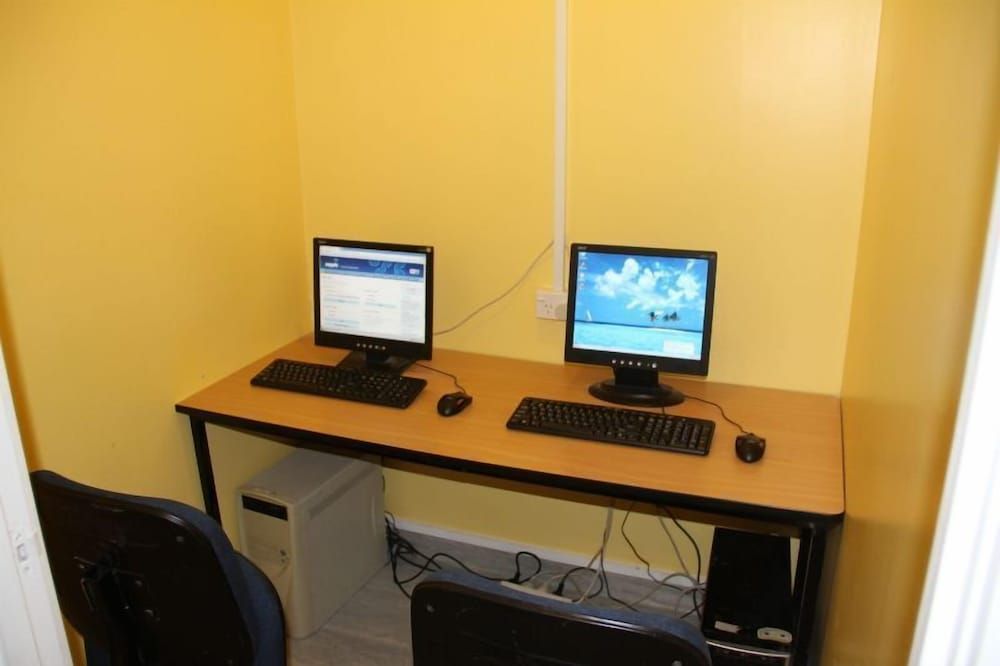 undefined Silverfern Backpackers 3