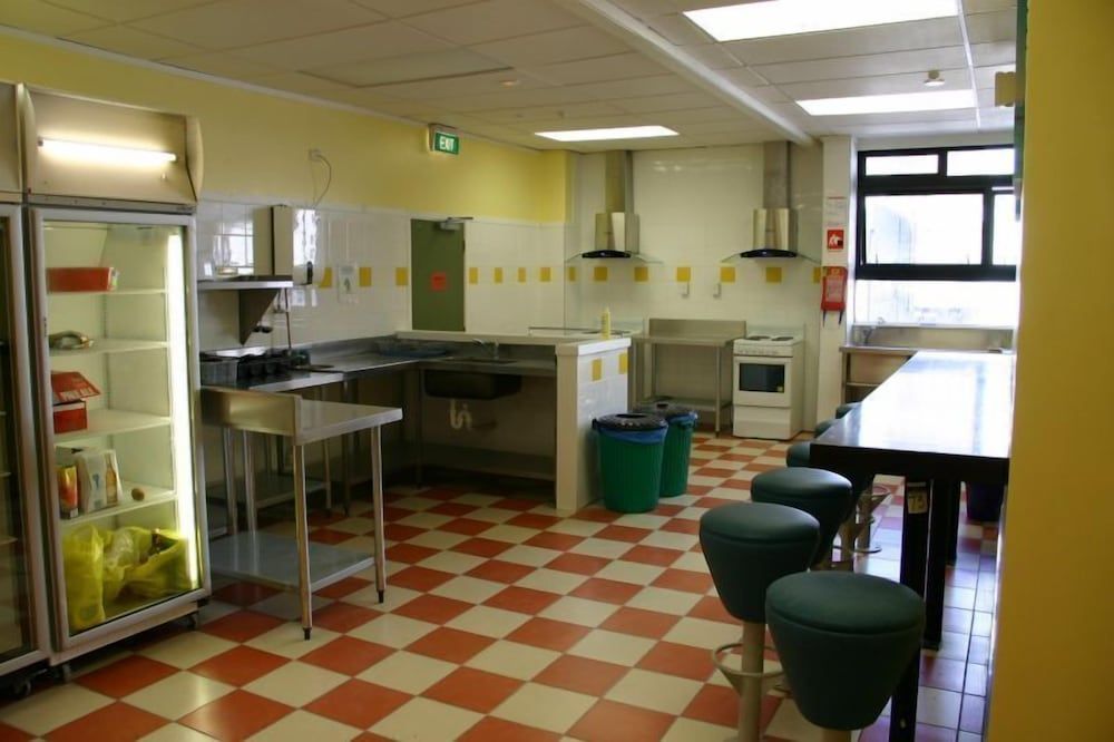 undefined Silverfern Backpackers 5