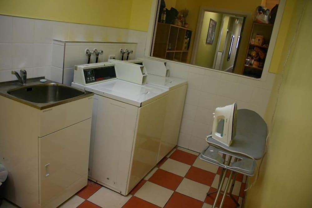 undefined Silverfern Backpackers 6