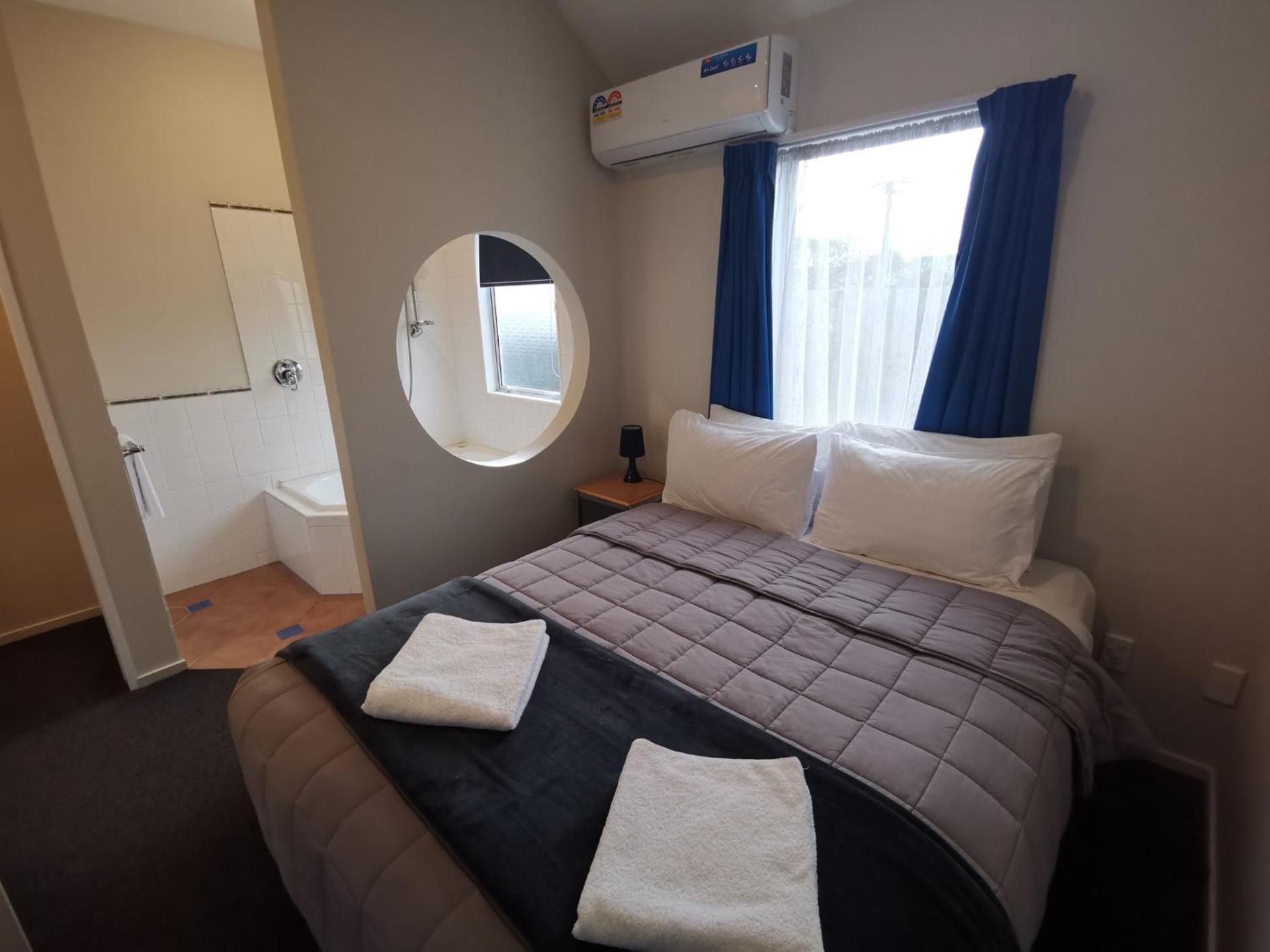 One-Bedroom Apartment with Spa Bath