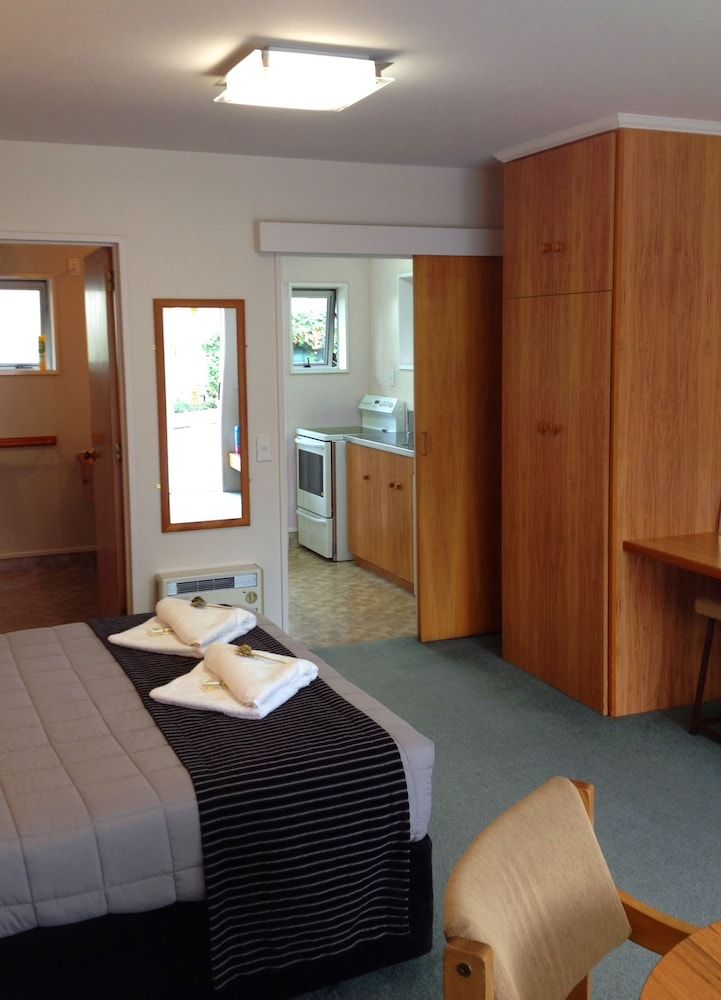 Large Studio