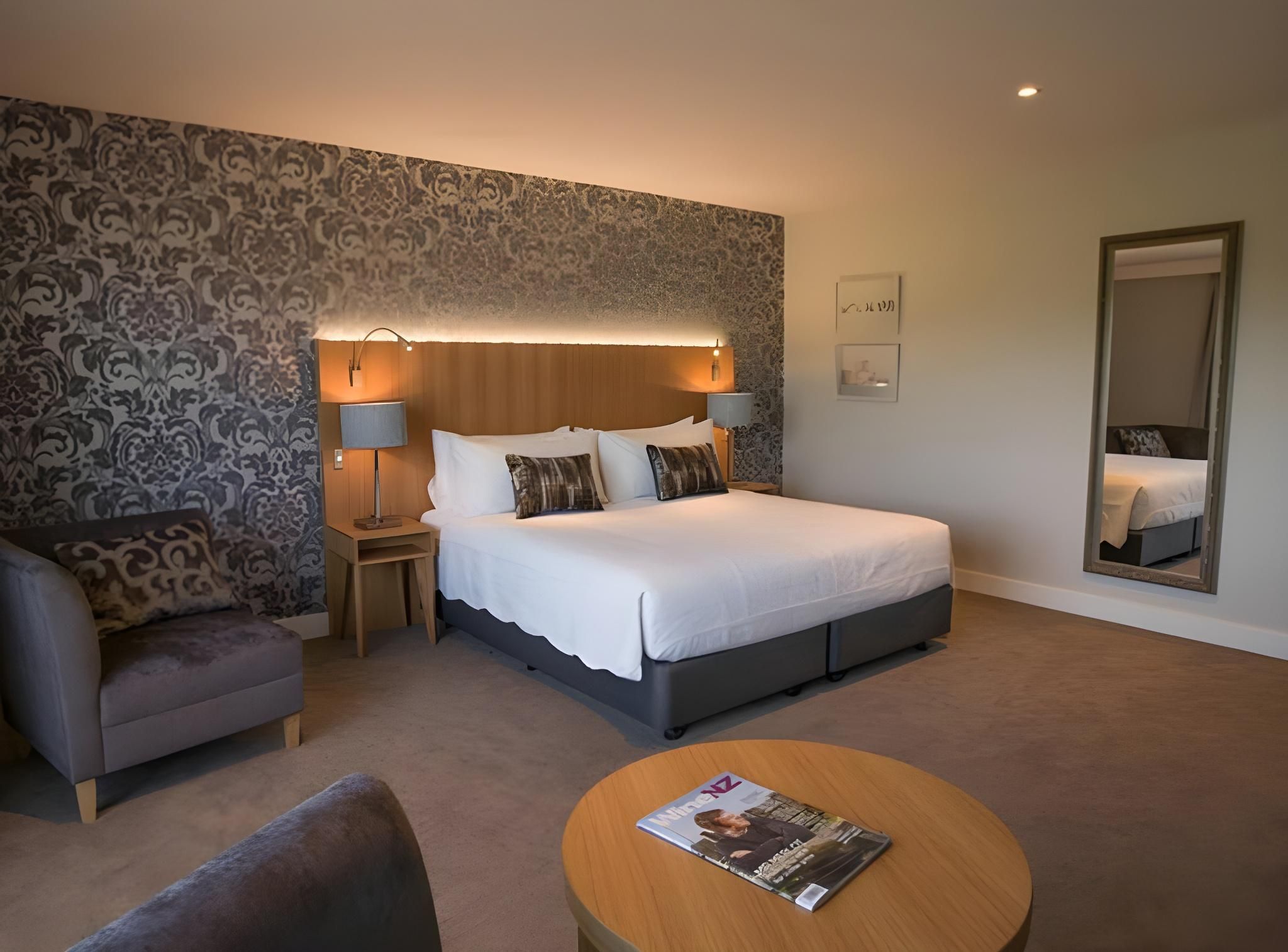 Premier Room