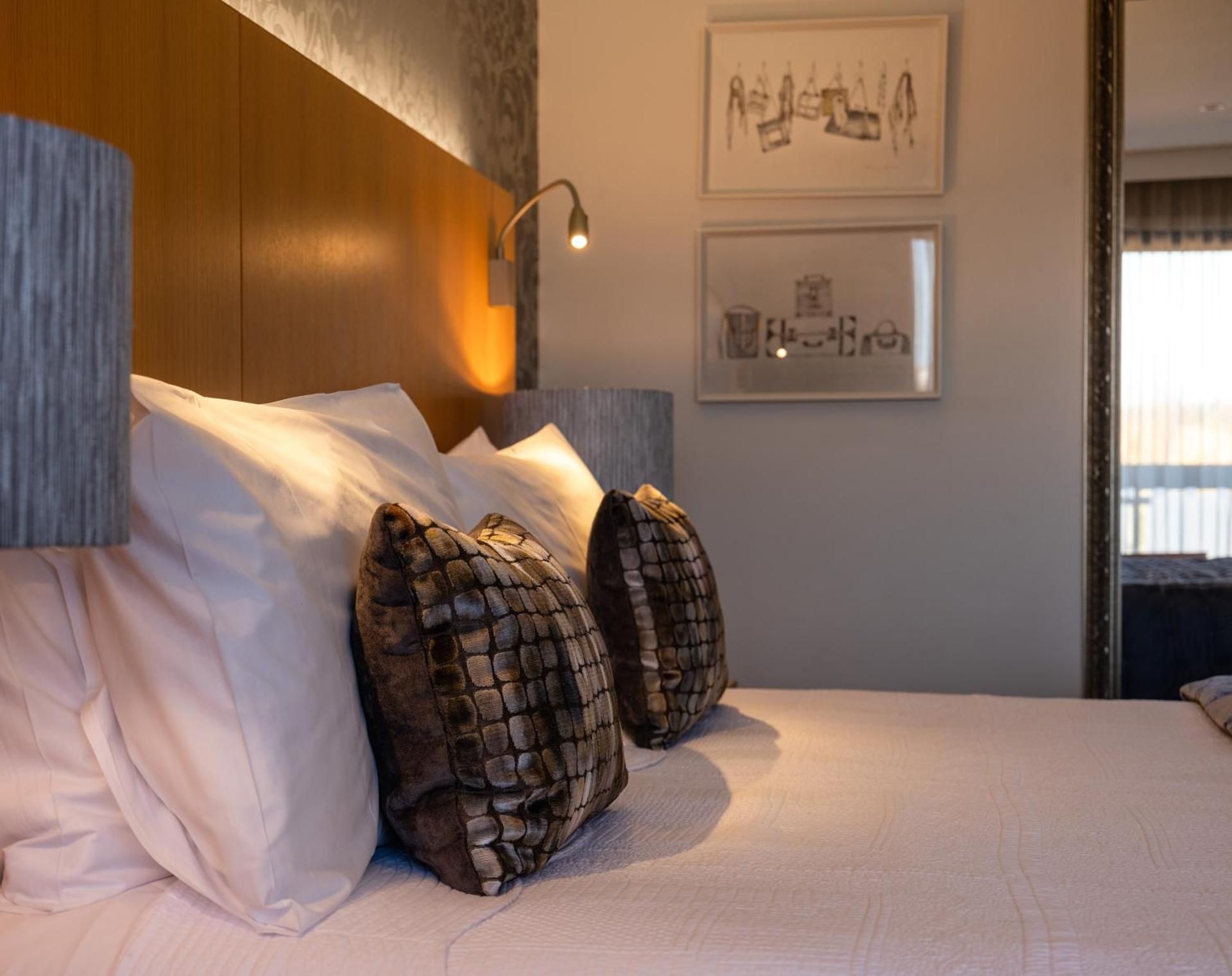 Porters Boutique Hotel & Conference Centre Superior King Room 2