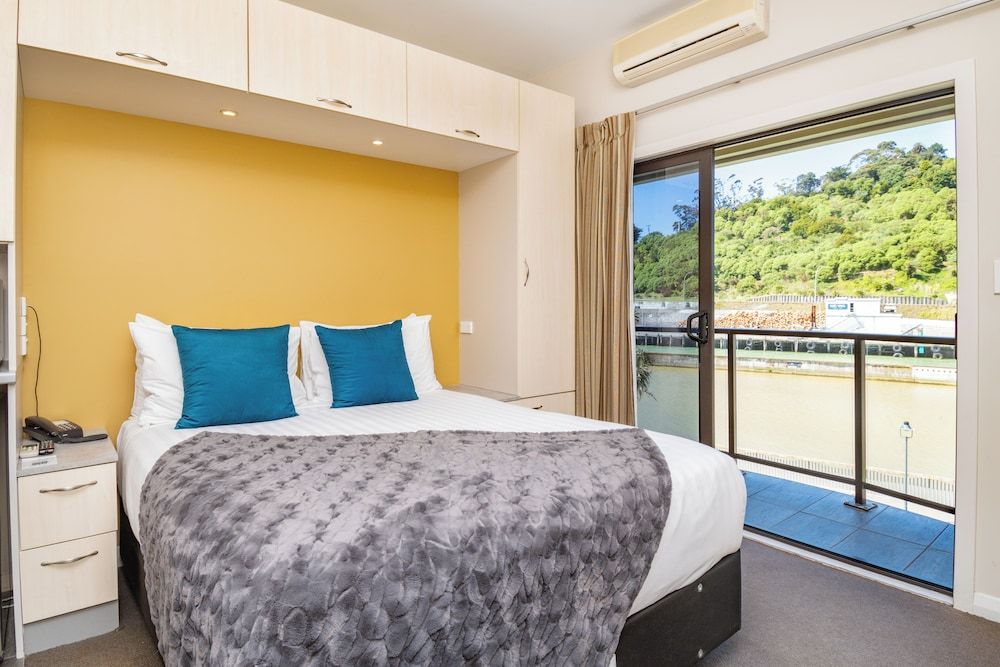 Harbour View Studio