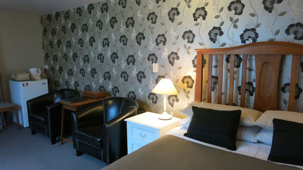Standard Studio, Non Smoking, Balcony (Garden Queen Ensuite(Rm2))