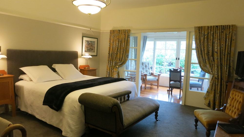 Standard Studio, Non Smoking, Balcony (SuperKingEnsuite Sunroom2)