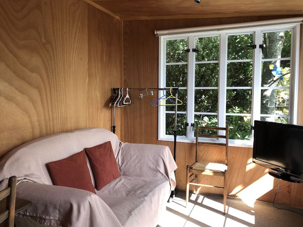 Mount Hobson Boutique Accommodation Cabin, Kitchenette, Mountain View 9