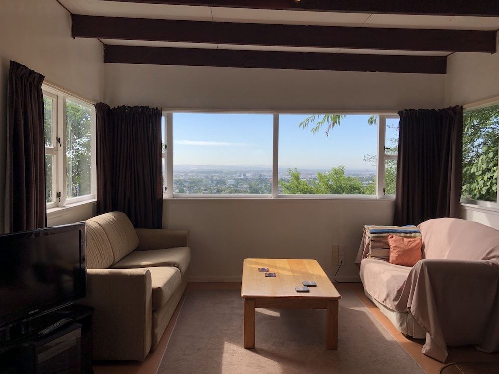 Mount Hobson Boutique Accommodation Panoramic Cottage, Kitchen, Mountain View 7