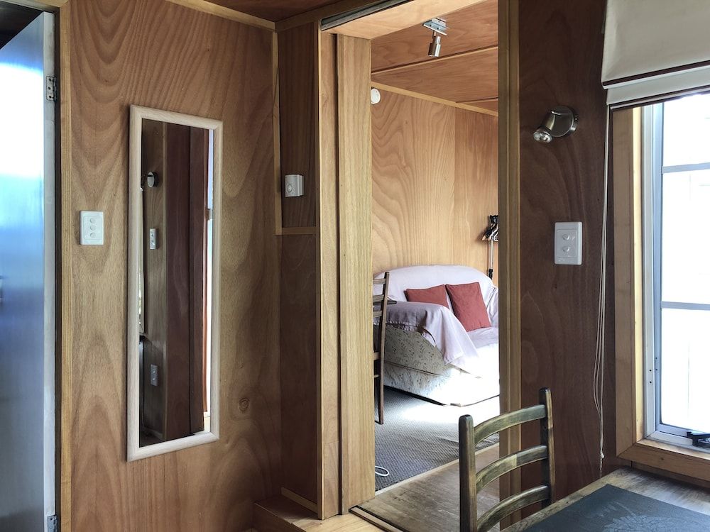 Mount Hobson Boutique Accommodation Cabin, Kitchenette, Mountain View 10