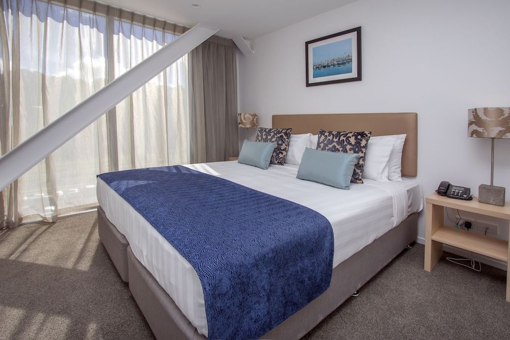 Ramada Suites By Wyndham Albany Studio, Non Smoking (Apartment) 4