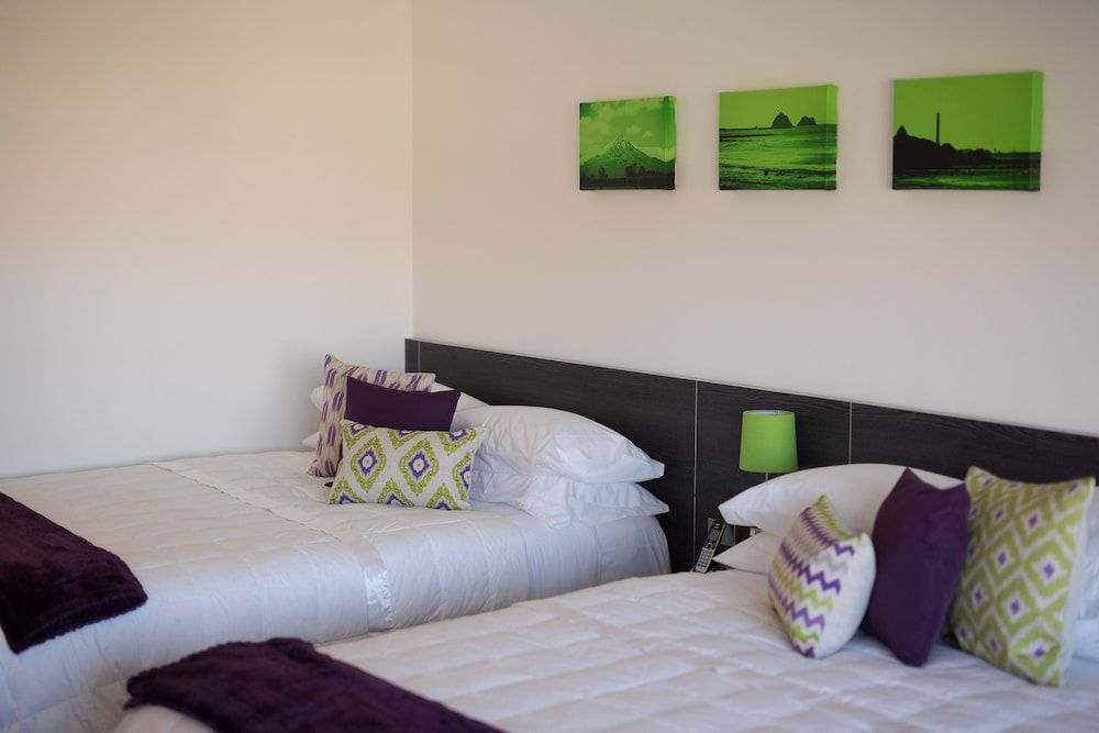 The Devon Hotel A Heritage Hotel Deluxe Twin Studio with 2 Queen Beds 2