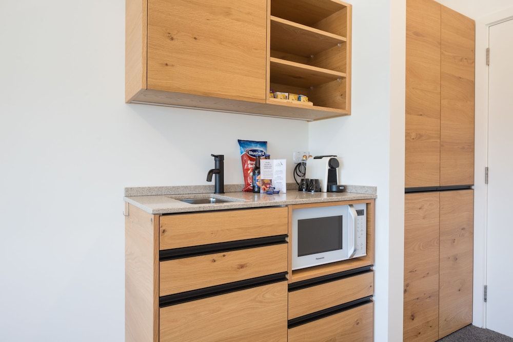 Lomond Lodge Motel & Apartments Lakeview Balcony Studio 9