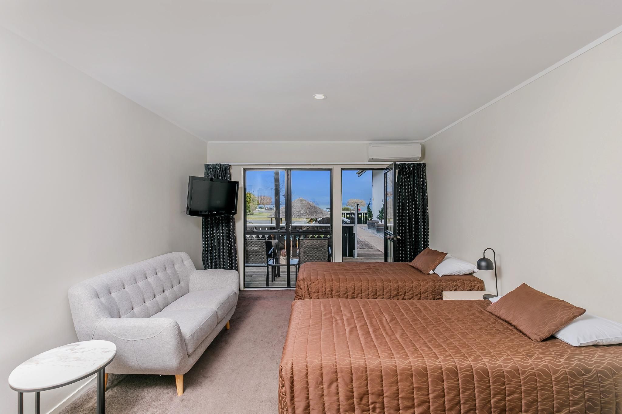 Le Chalet Suisse Motel Apartments 1 Bedroom Superior