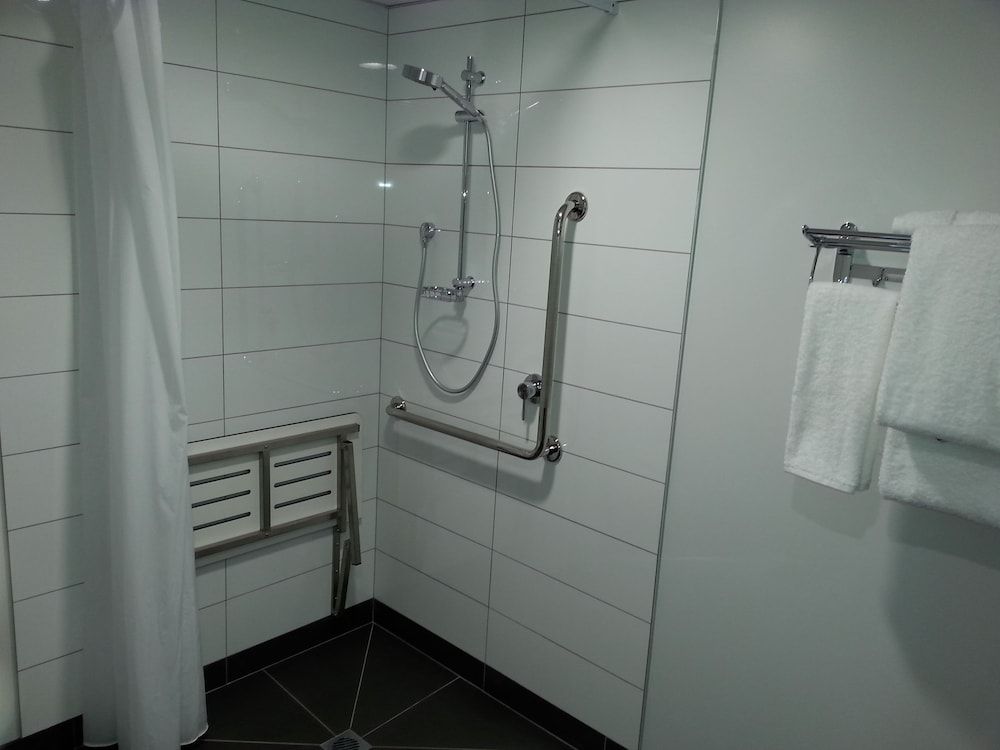 One88 On Commerce Suite, 1 Bedroom, Accessible 7