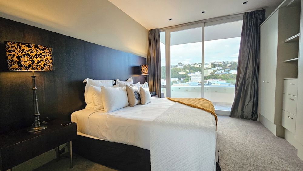 The Dome Boutique Apartments Deco Decant Penthouse