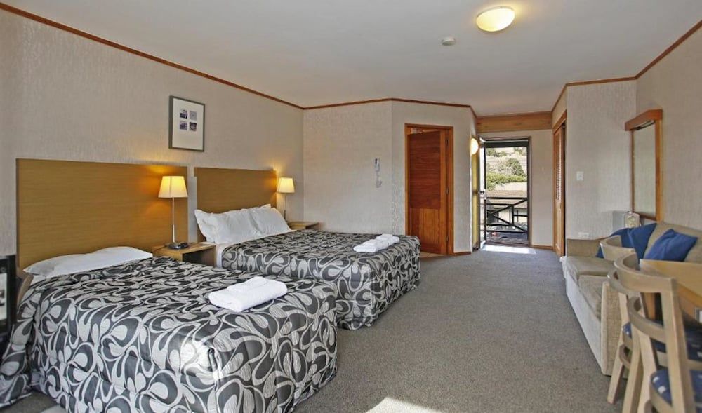 Walton Park Motor Lodge Basic Triple Room (First Floor) 2