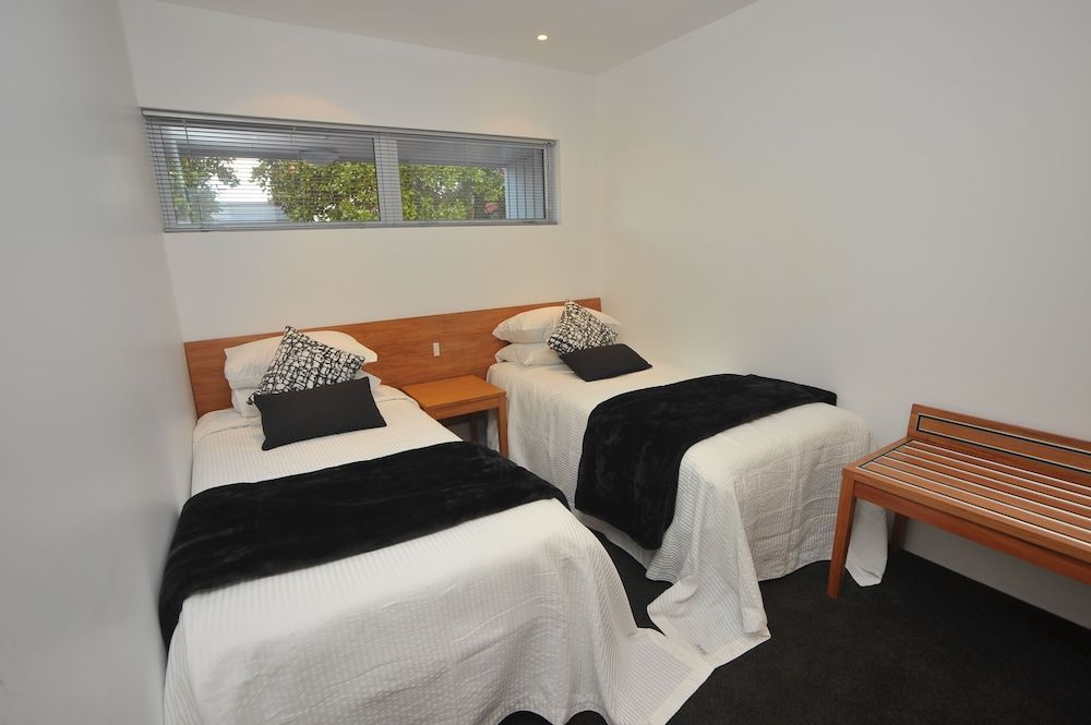 Auto Lodge Motor Inn Family Suite, 2 Bedrooms (family unit)