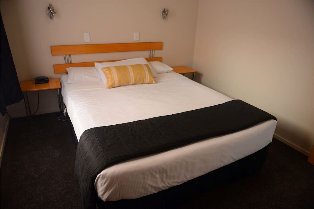 Victoria Court Motor Lodge Studio, 1 Queen Bed