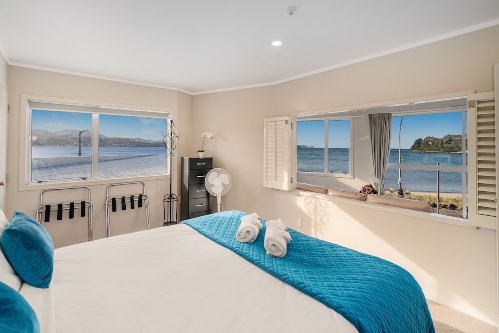 Penthouse Suite, Two Bedrooms with Kitchenette and Commanding Sea View