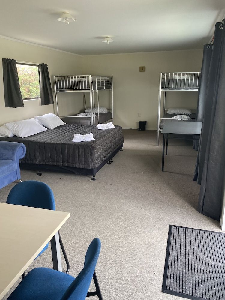 undefined Rotorua Thermal Holiday Park 3