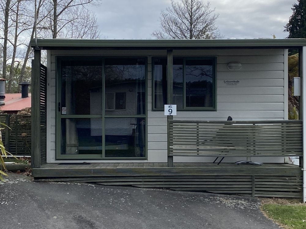 undefined Rotorua Thermal Holiday Park 9