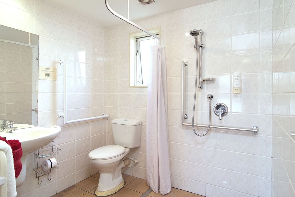 Standard Studio Non Smoking Kitchen (Small Studio Unit)