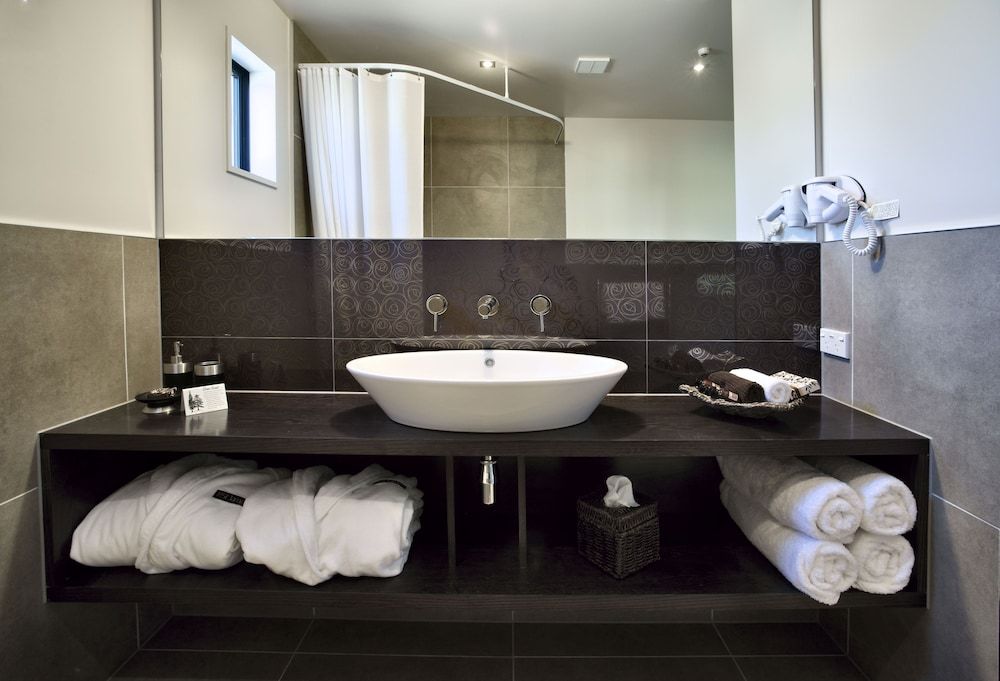 The St James Executive Spa Studio 3