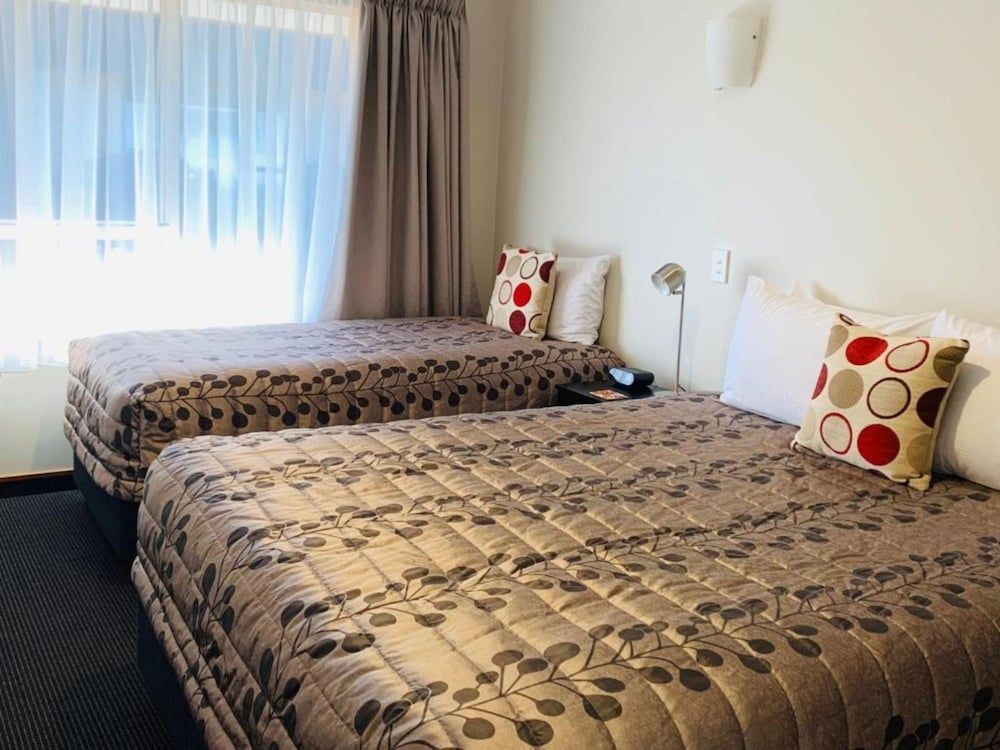 Standard Room, 1 Bedroom, Non Smoking, Kitchenette (Queen Bed)