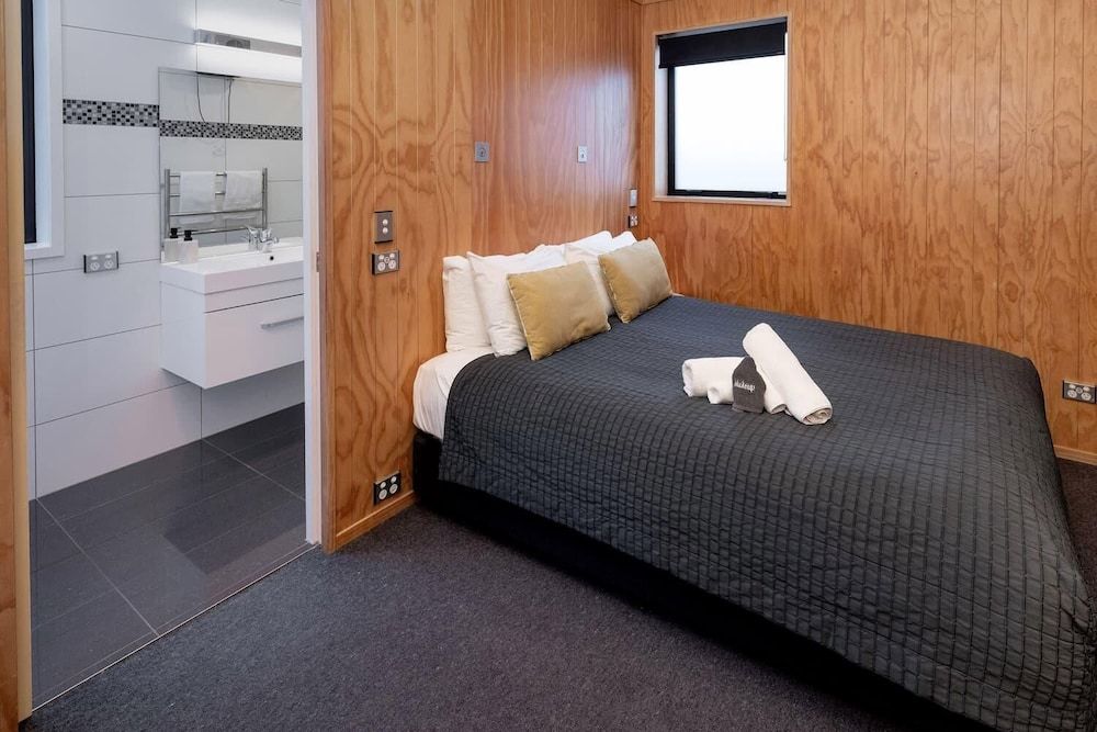 Two Bedroom Apartment - 4 Berth