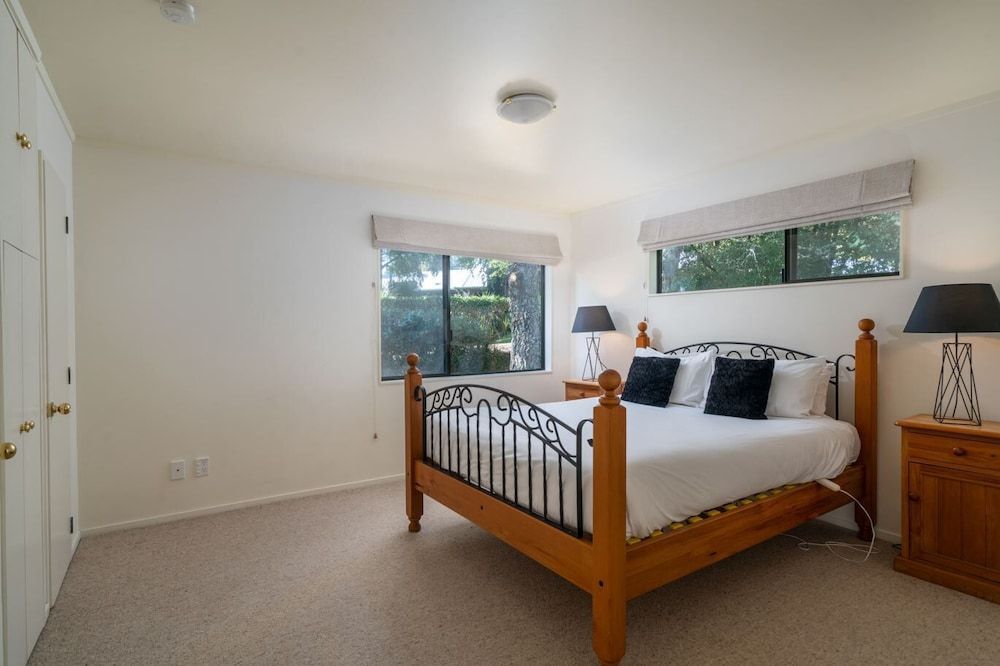 Tongariro Lodge Classic Villa, 2 Bedrooms 2