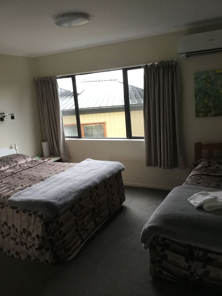 Double or Twin Room 4