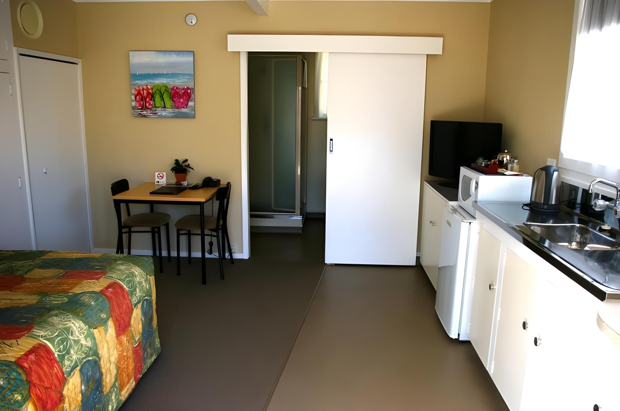 Totara Lodge Motel Large Studio 2