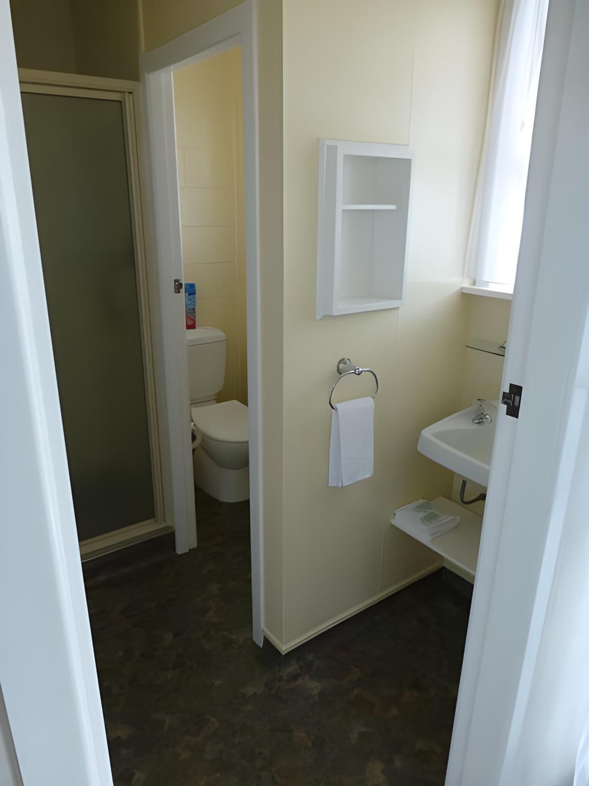 One Bed Deluxe Suite