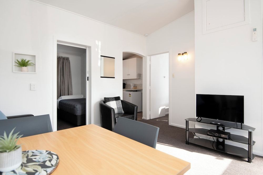 Sundowner Spanish Lady Motel Standard Apartment, 2 Bedrooms 7