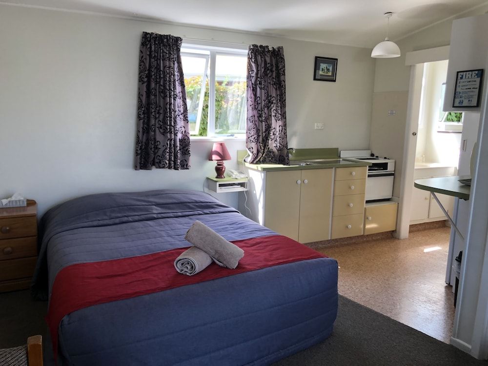 Sundowner Spanish Lady Motel Standard Apartment, 1 Bedroom 3